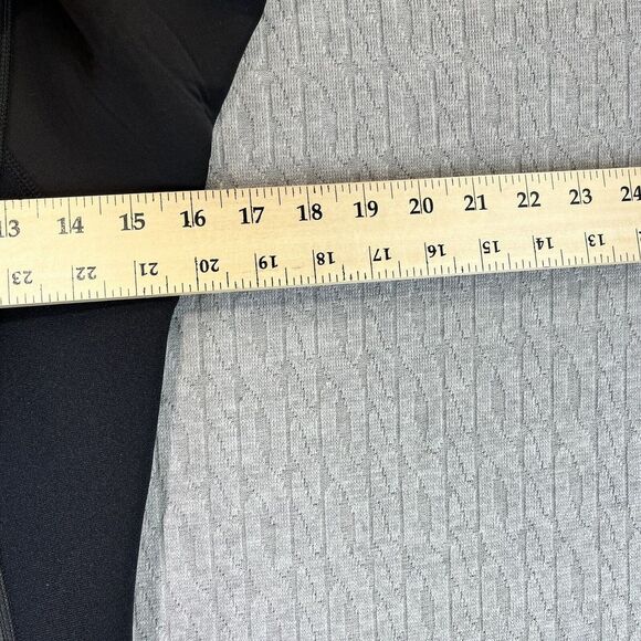 Seavenger Wetsuit Shorty Women's size (9) surfing ocean Beach swimming heavy - Picture 3 of 9